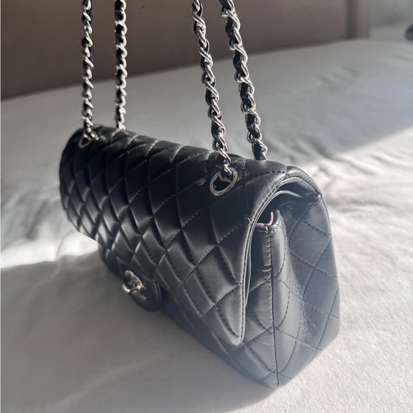 CC Chic Black Quilted Chain Shoulder Bag Purse Black Silver - Picture 2 of 14